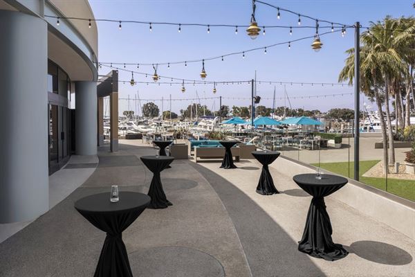 Sally's Seafood On The Water