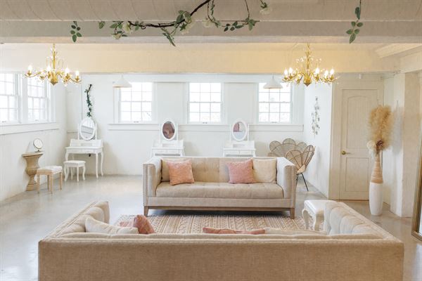 The SchoolHouse Dallas