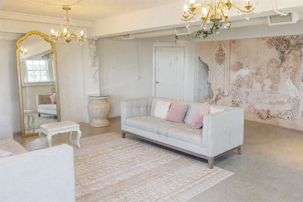 The SchoolHouse Dallas