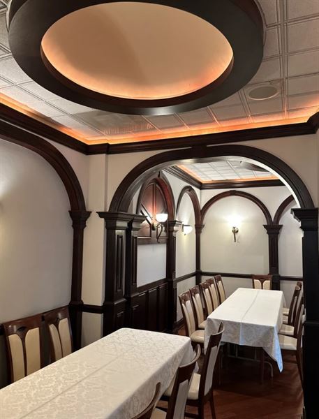 Jolly Inn Restaurant and Banquet Hall