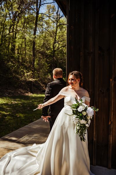 Moonlight Pine Event Barn