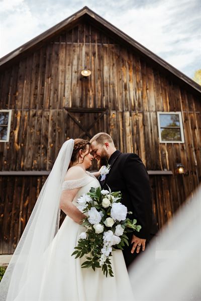 Moonlight Pine Event Barn