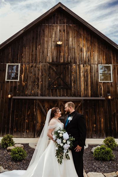 Moonlight Pine Event Barn