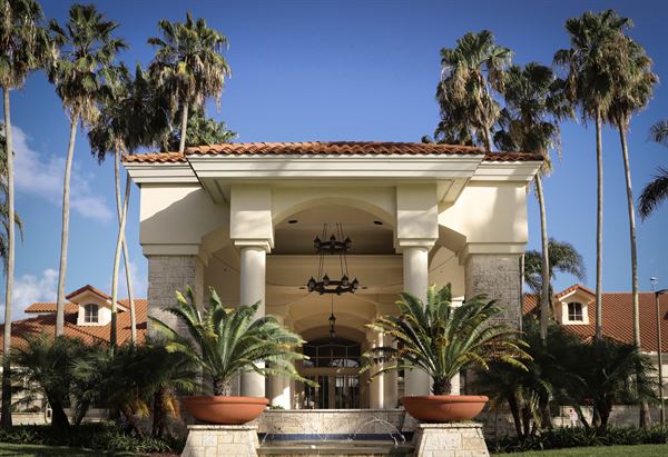 Doral Park Country Club