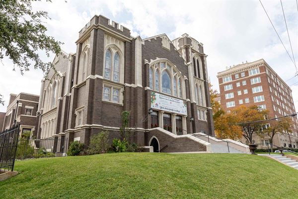 Oak Lawn United Methodist Church