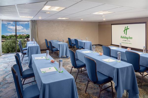 Holiday Inn Hotel & Suites Phoenix Airport North