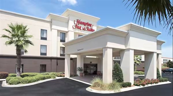 Hampton Inn & Suites Pensacola I-10 North at University Town Plaza