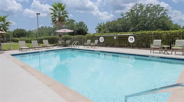 Hampton Inn & Suites Pensacola I-10 North at University Town Plaza