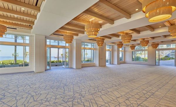 Name The Seabird Ocean Resort & Spa