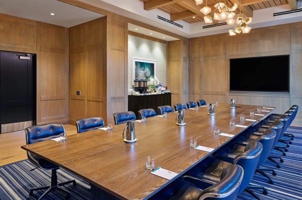 Name The Seabird Ocean Resort & Spa