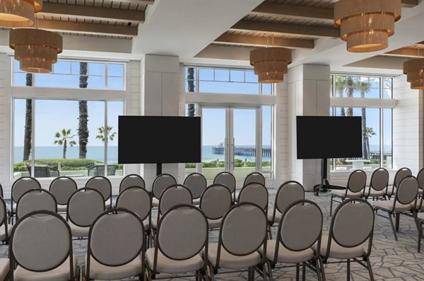 Name The Seabird Ocean Resort & Spa