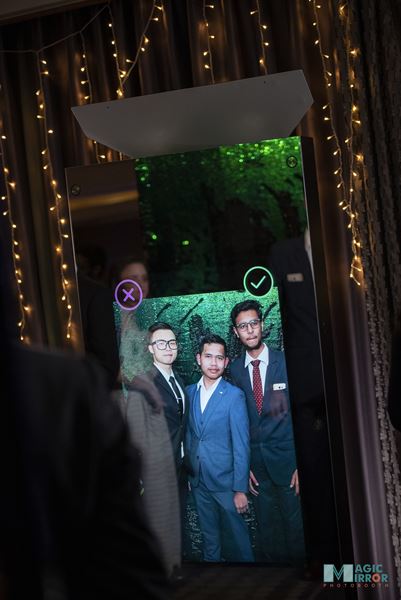 Magic Mirror Photobooths
