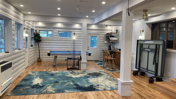 Larimar Retreat + DIY Spa + Outdoor Kitchen+ 2 Chalets