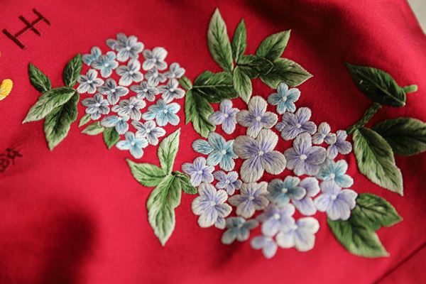 Jinza Oriental Couture Chinese Tea Ceremony