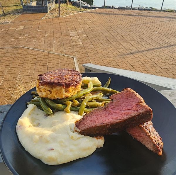 Bushwood Dockside Grill