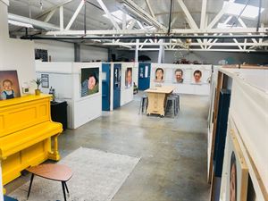 Art Gallery with skylights