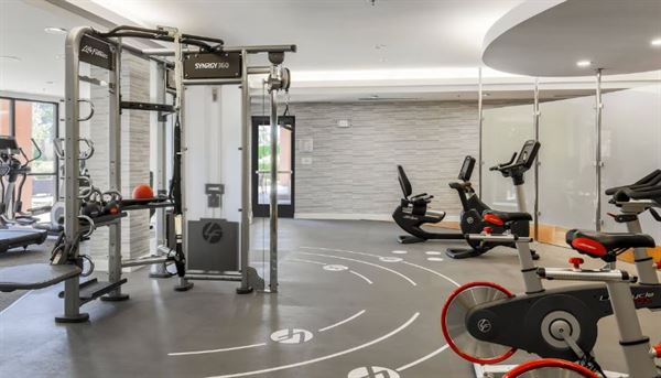 Courtyard Galleria Roseville by Marriott