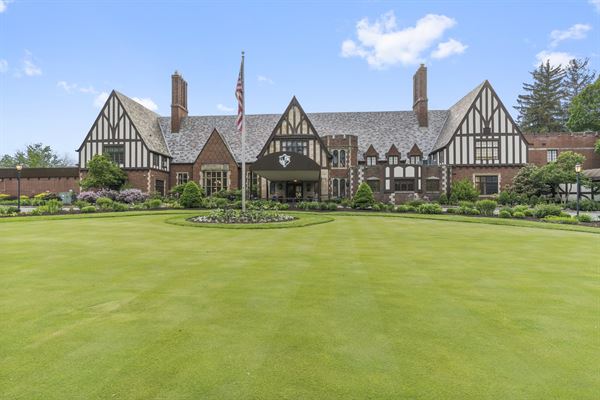 Lake Forest Country Club