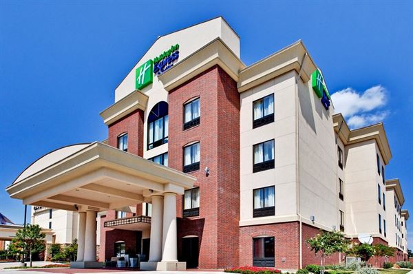 Holiday Inn Express & Suites DFW West - Hurst