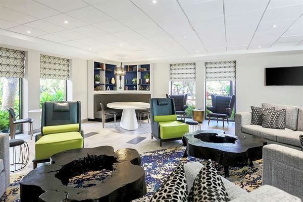 DoubleTree by Hilton Hotel Austin - University Area