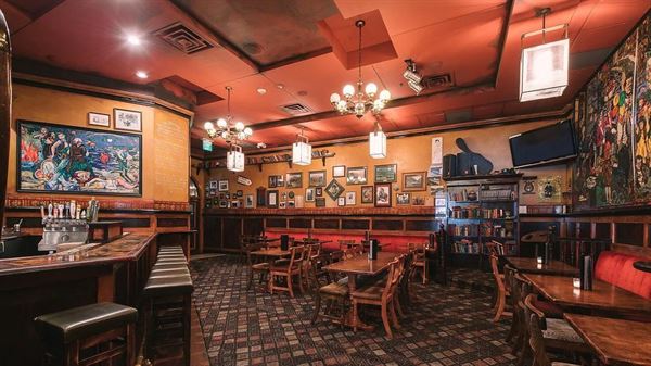 Kieran's Irish Pub