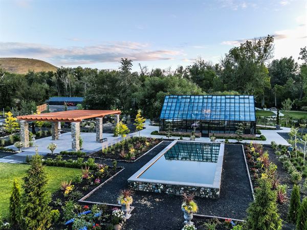 The Brick House Gardens & Nursery