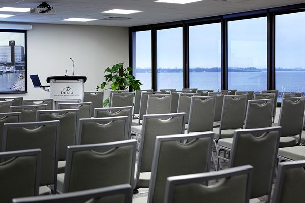 Delta Kingston Waterfront Hotel