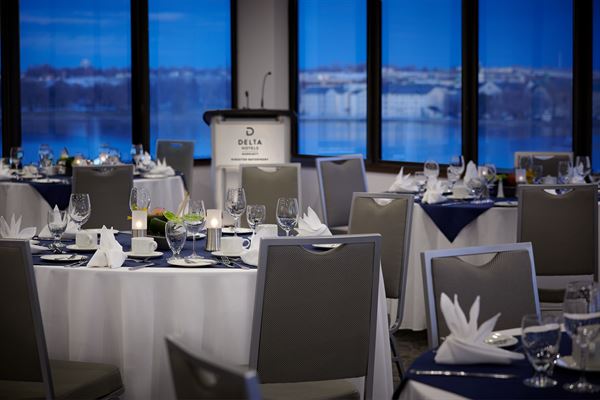 Delta Kingston Waterfront Hotel