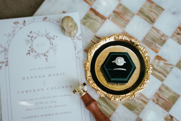 Gulnaz Graves Photography