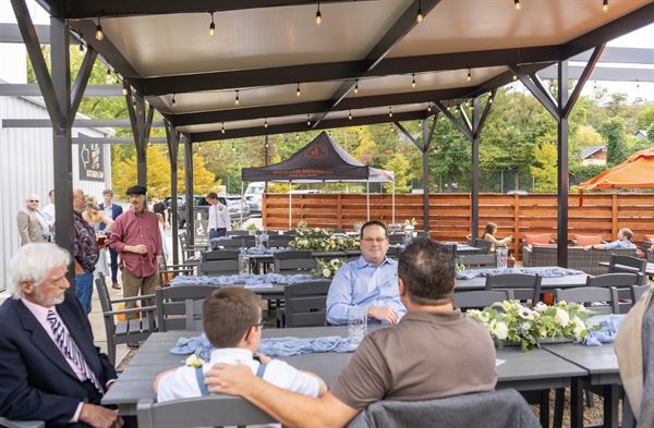 White Labs Kitchen and Tap