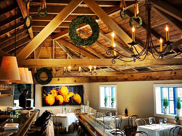 Angele Restaurant & Bar