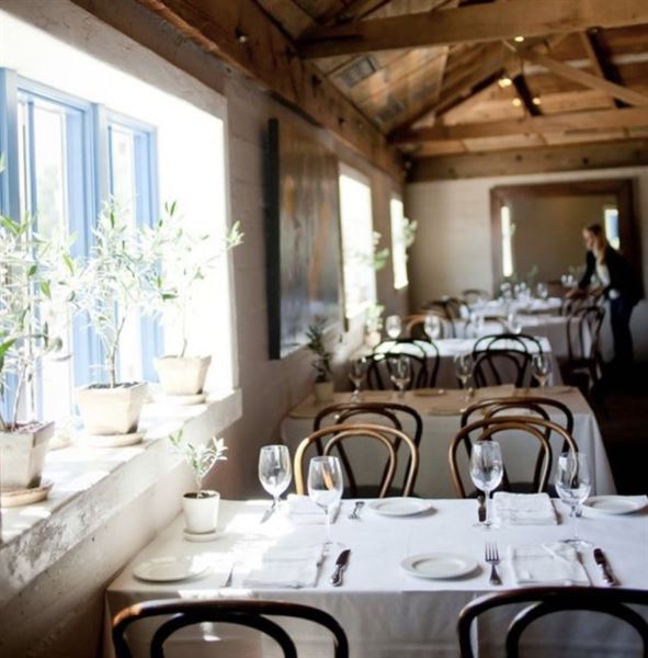 Angele Restaurant & Bar