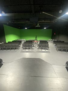 Beautiful, Spacious, Modern Space