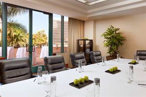 Alamitos Boardroom