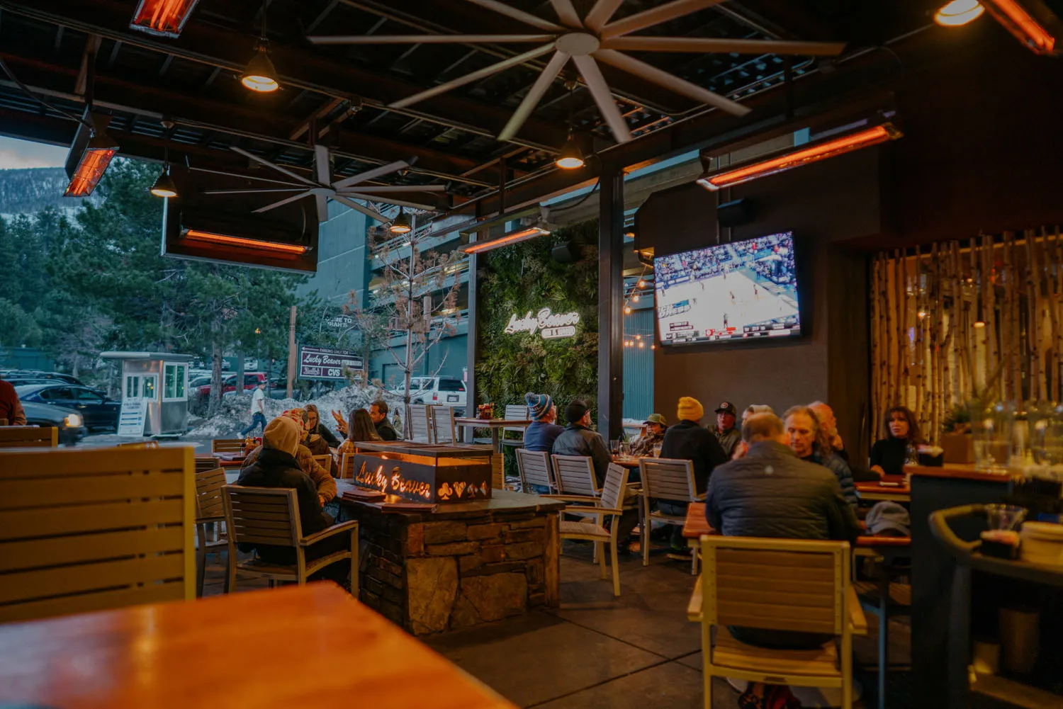 Lucky Beaver Bar and Burger