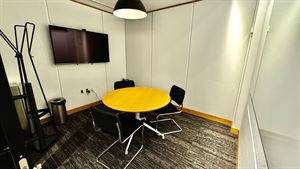 5C -  3 Person Meeting Room