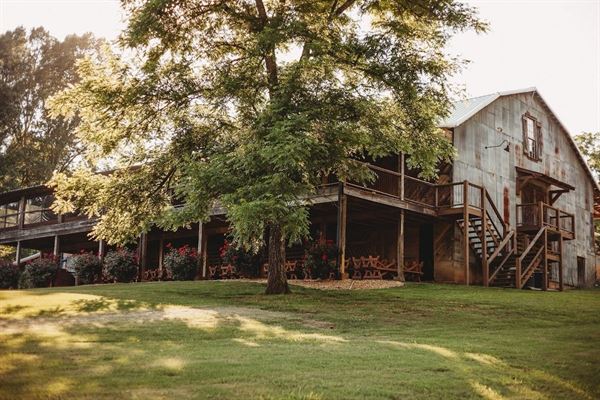 The Barn at Bennett Flats