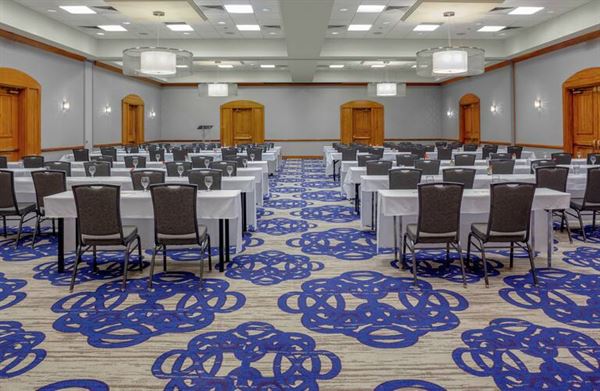 DoubleTree by Hilton Hotel and Executive Meeting Center