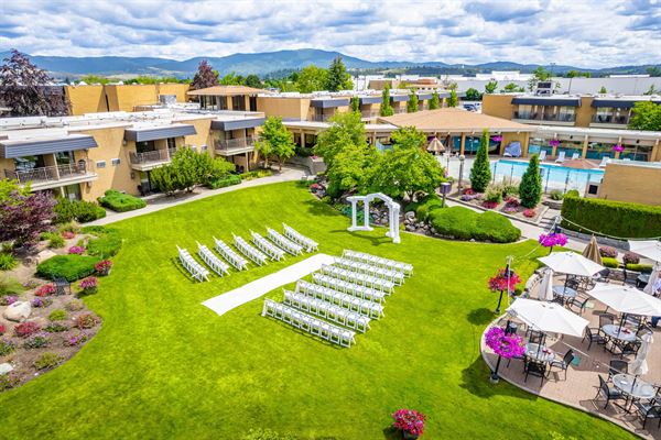 Mirabeau Park Hotel & Convention Center