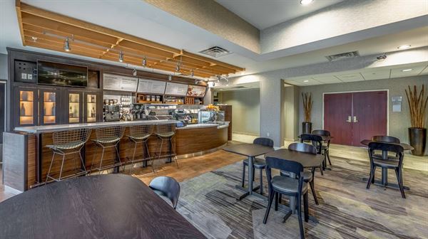 Courtyard College Station