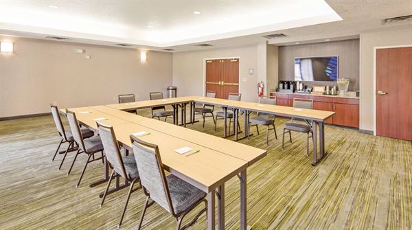 Courtyard College Station