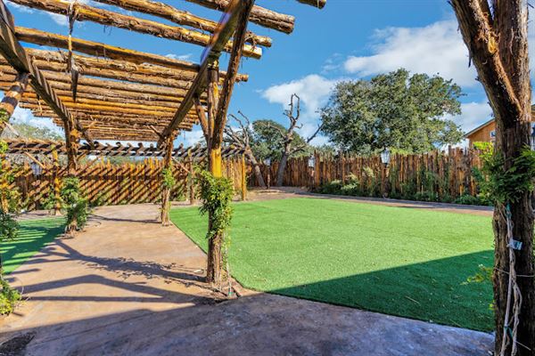 The Loft @ Rustic Creek Ranch