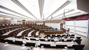 Large Tiered Meeting Room 100