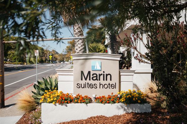 Marin Suites Hotel
