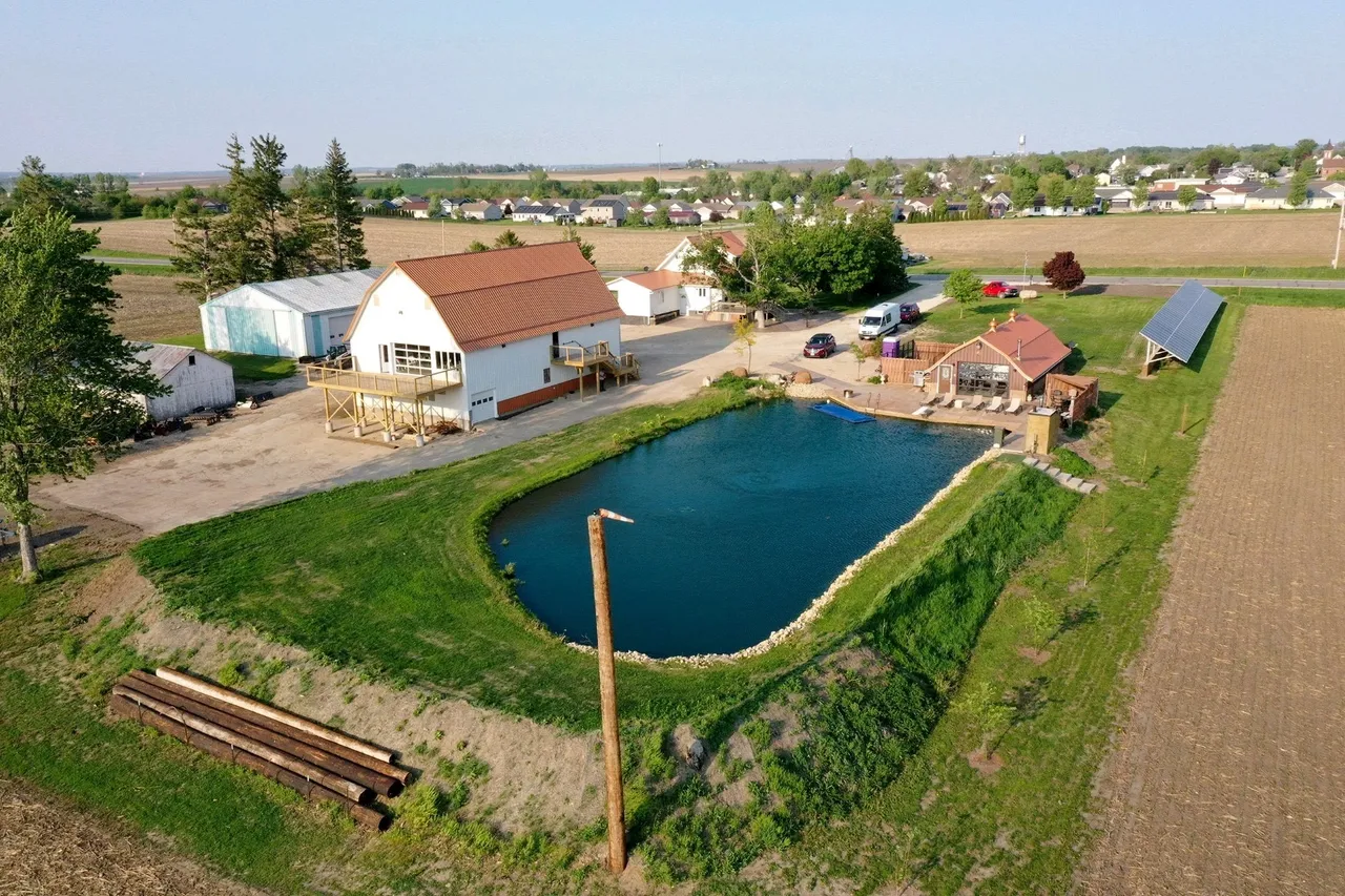 Sunsets Event Center