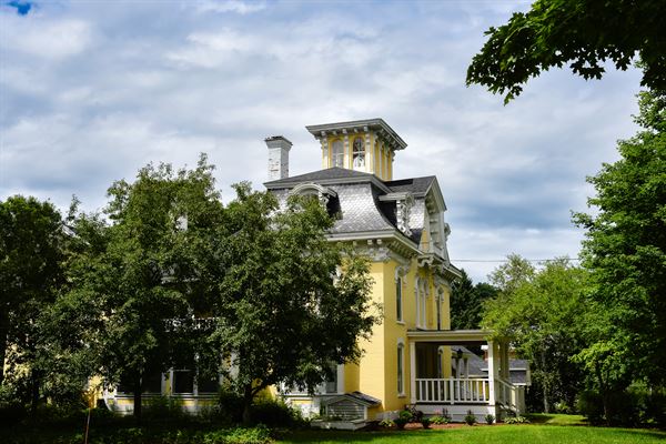 The Highgate Manor, LLC