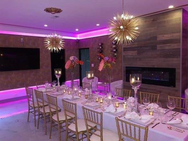 Noir Restaurant & Lounge