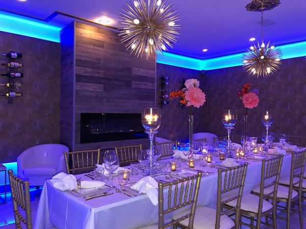 Noir Restaurant & Lounge