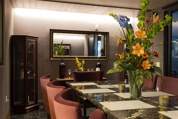 Notch Modern Kitchen & Bar