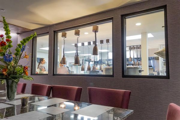 Notch Modern Kitchen & Bar